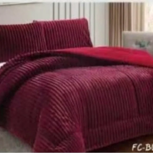 Elegant Charcoal Comforter Set - Picture 2 of 5